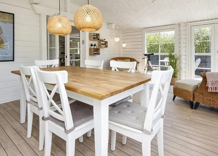 5 Person In Fanø